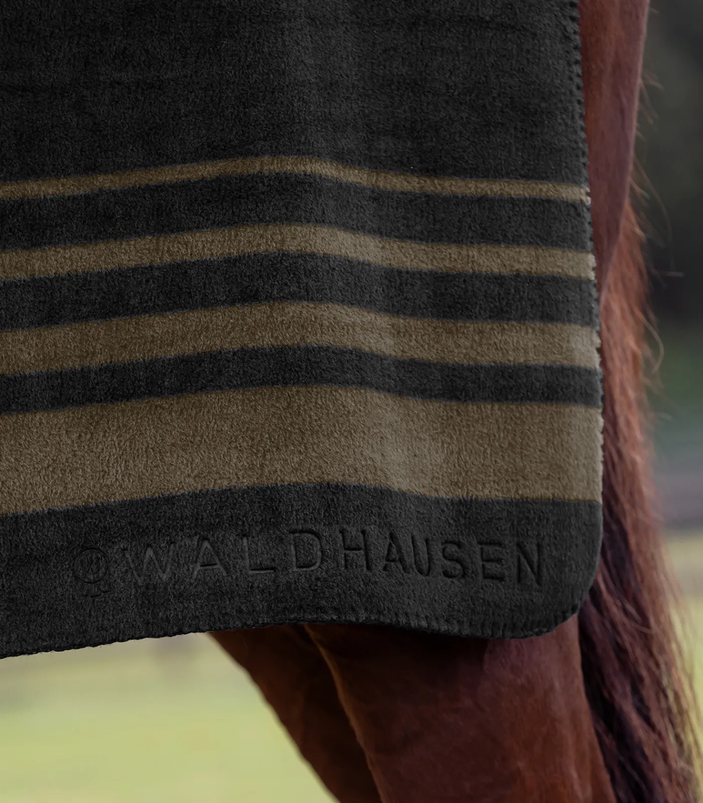 Waldhausen Dicke Fleecedecke Sölden schwarz Hot